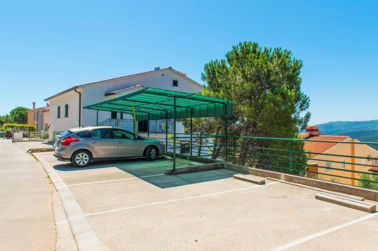 Apartments With A Parking Space Rabac, Labin - 6464 Екстериор снимка